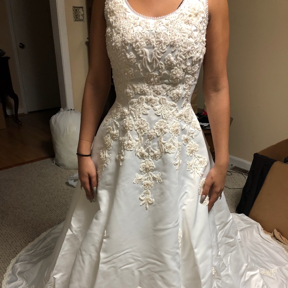 WEDDING DRESS
